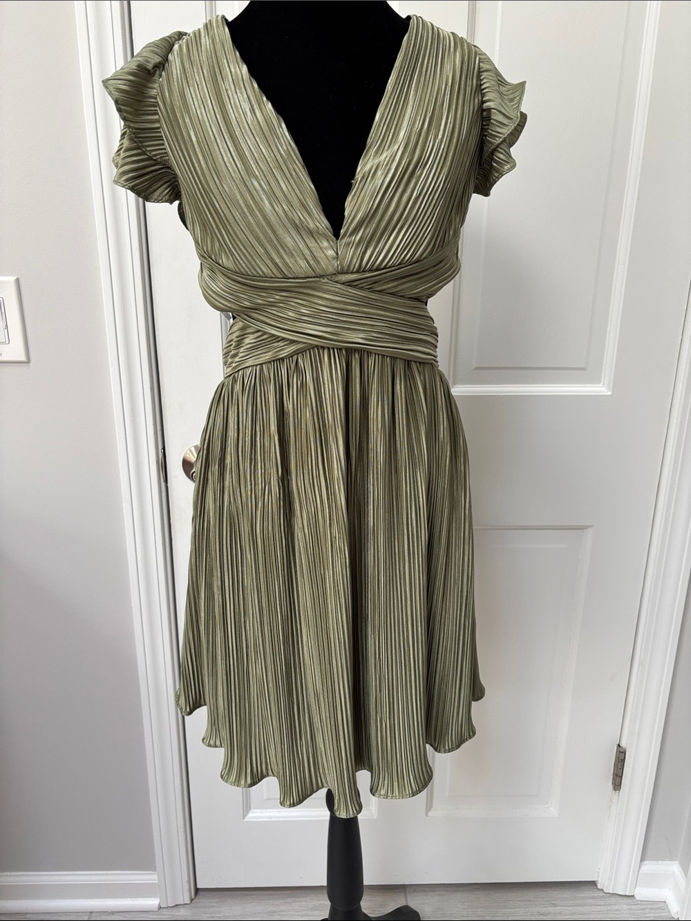 Lulu's Sage Ruched Dress